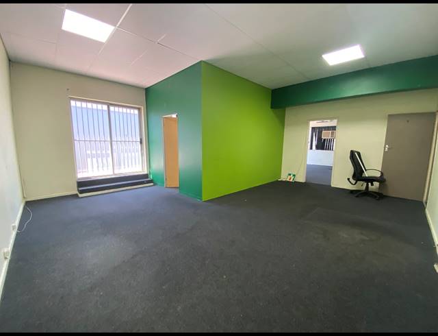 88M² OFFICE TO LET IN PAARDEN EILAND